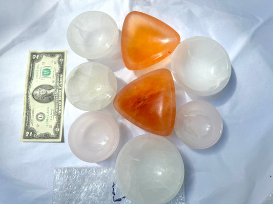 LOT L - Bowls (Selenite, Pink Calcite)