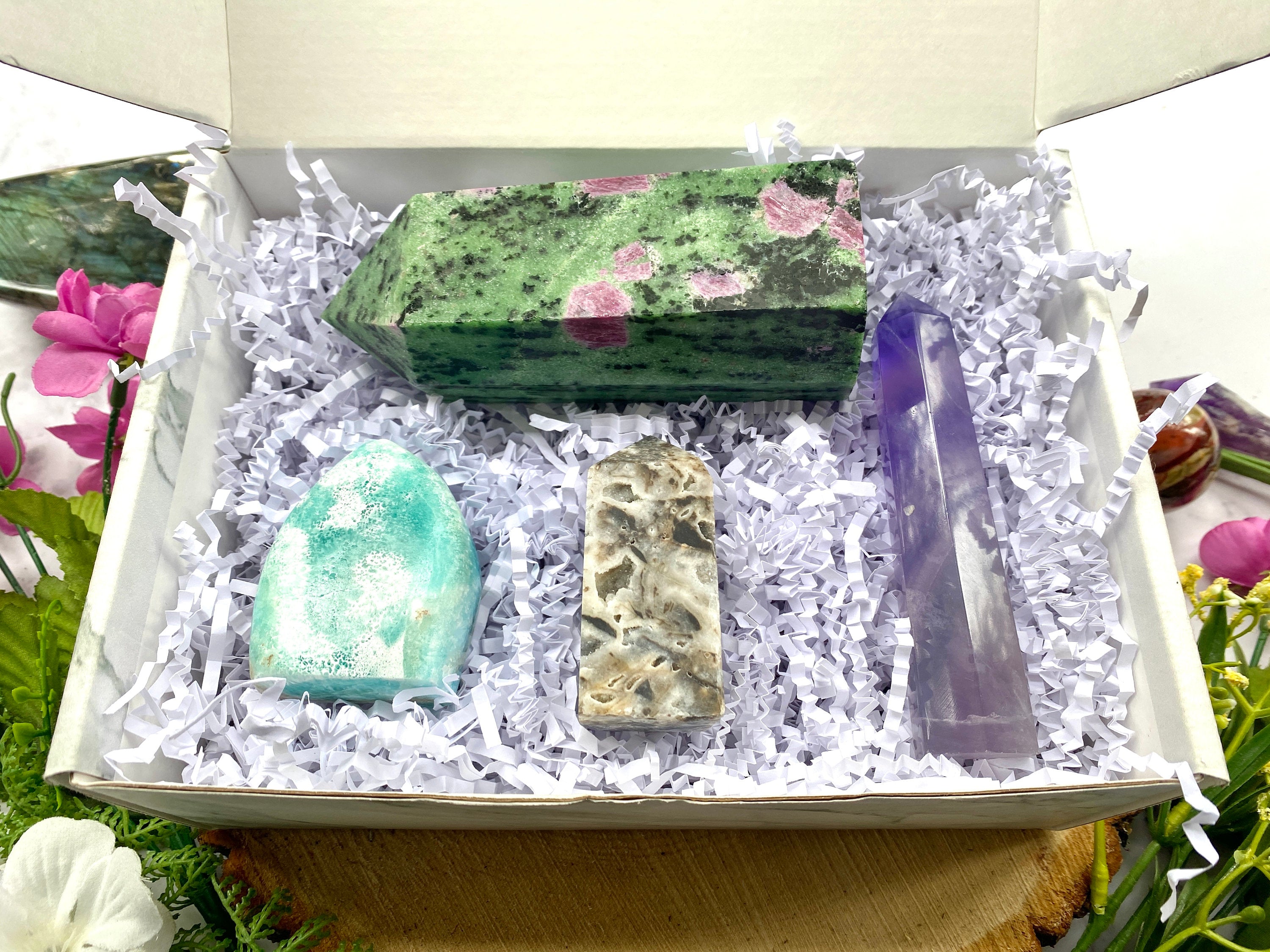 Crystal Subscription Boxes — Best Spiritual Gifts 2021